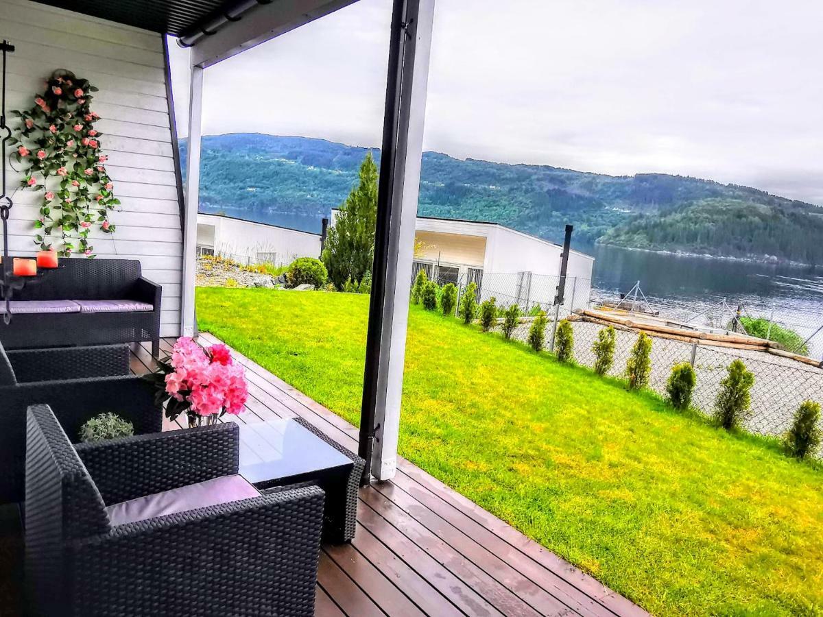 Bjornestrand Fjordside View Bergen Exteriér fotografie